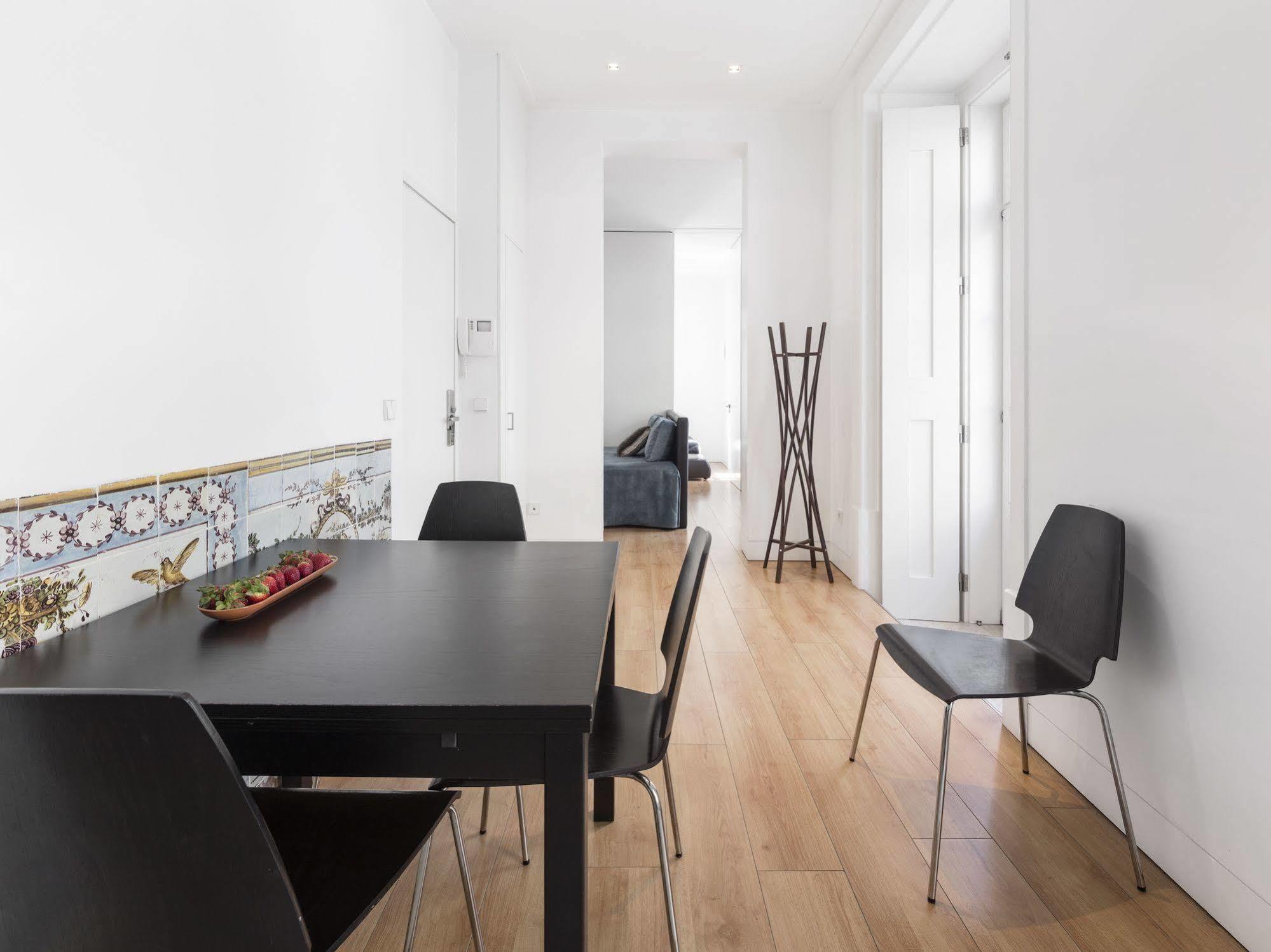 Lisbon Serviced Apartments - Baixa Екстер'єр фото